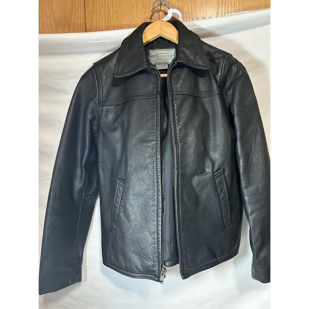Great Northwest Men’s Leather Jacket size Small